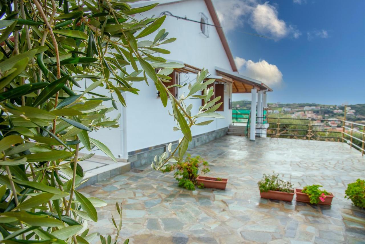 Eleonas Holiday Home Apartment Agios Stefanos Avliotes  Bagian luar foto