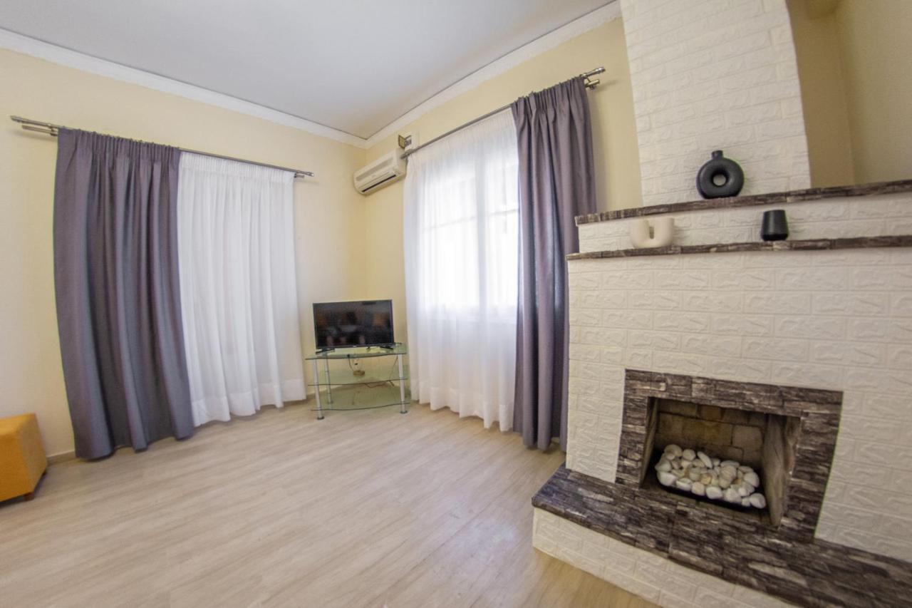 Eleonas Holiday Home Apartment Agios Stefanos Avliotes  Bagian luar foto