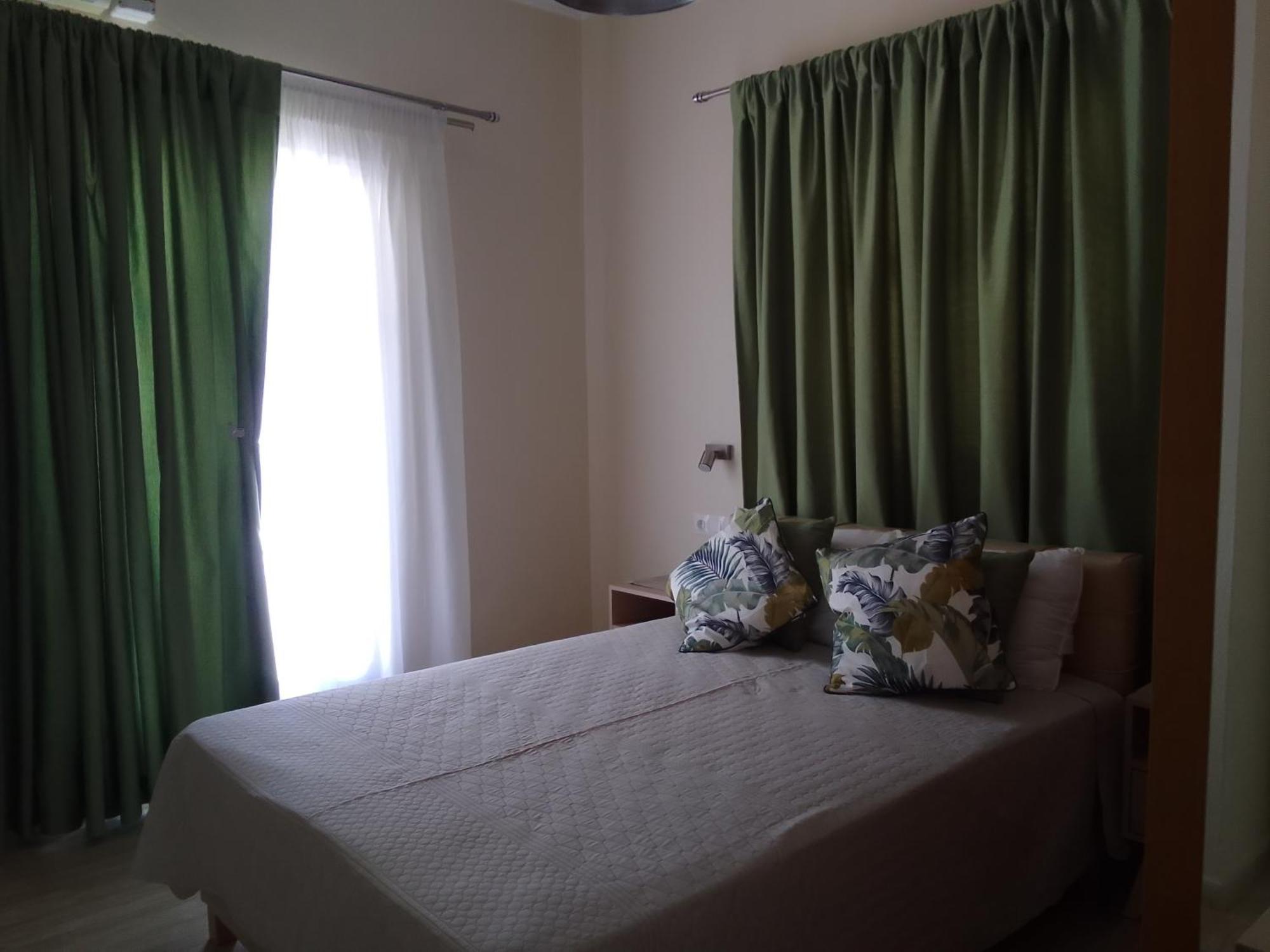 Eleonas Holiday Home Apartment Agios Stefanos Avliotes  Bagian luar foto